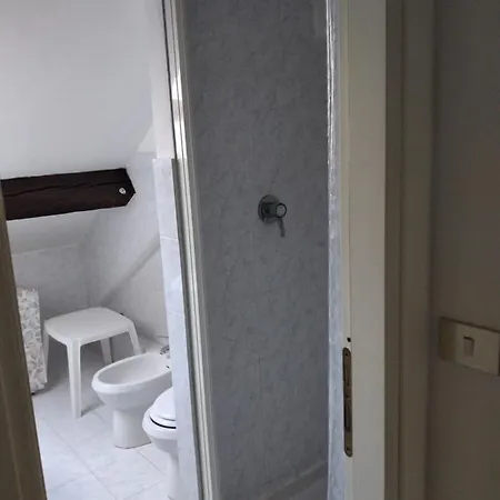 Casarinolaurinohillsea * Uscio